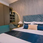Celestara Luxury Colombo Apartment At Trizen With Pool, City View