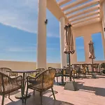 Celestara Luxury Colombo Apartment At Trizen With Pool, City View