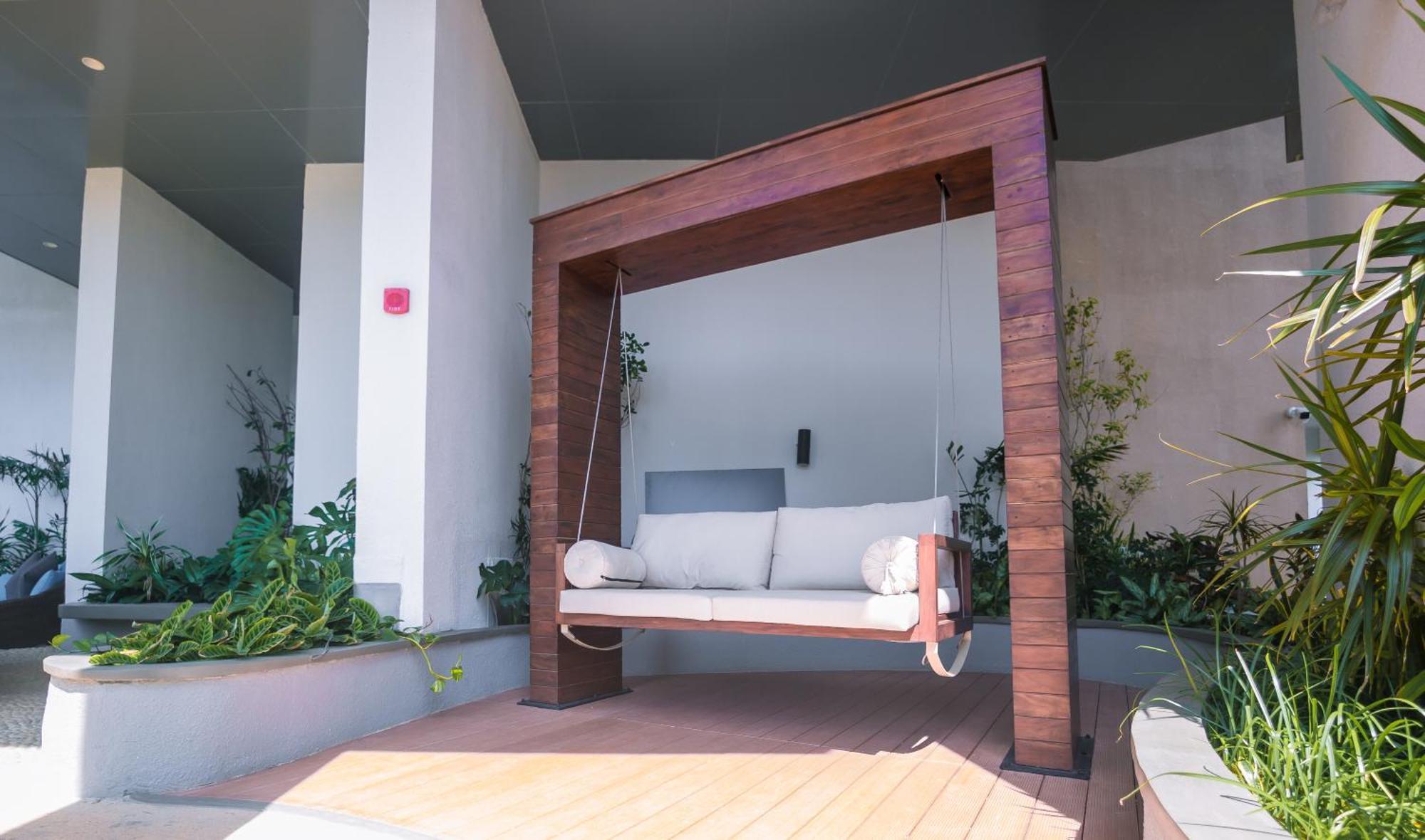 Apartemen Celestara Luxury At Trizen With Pool, View