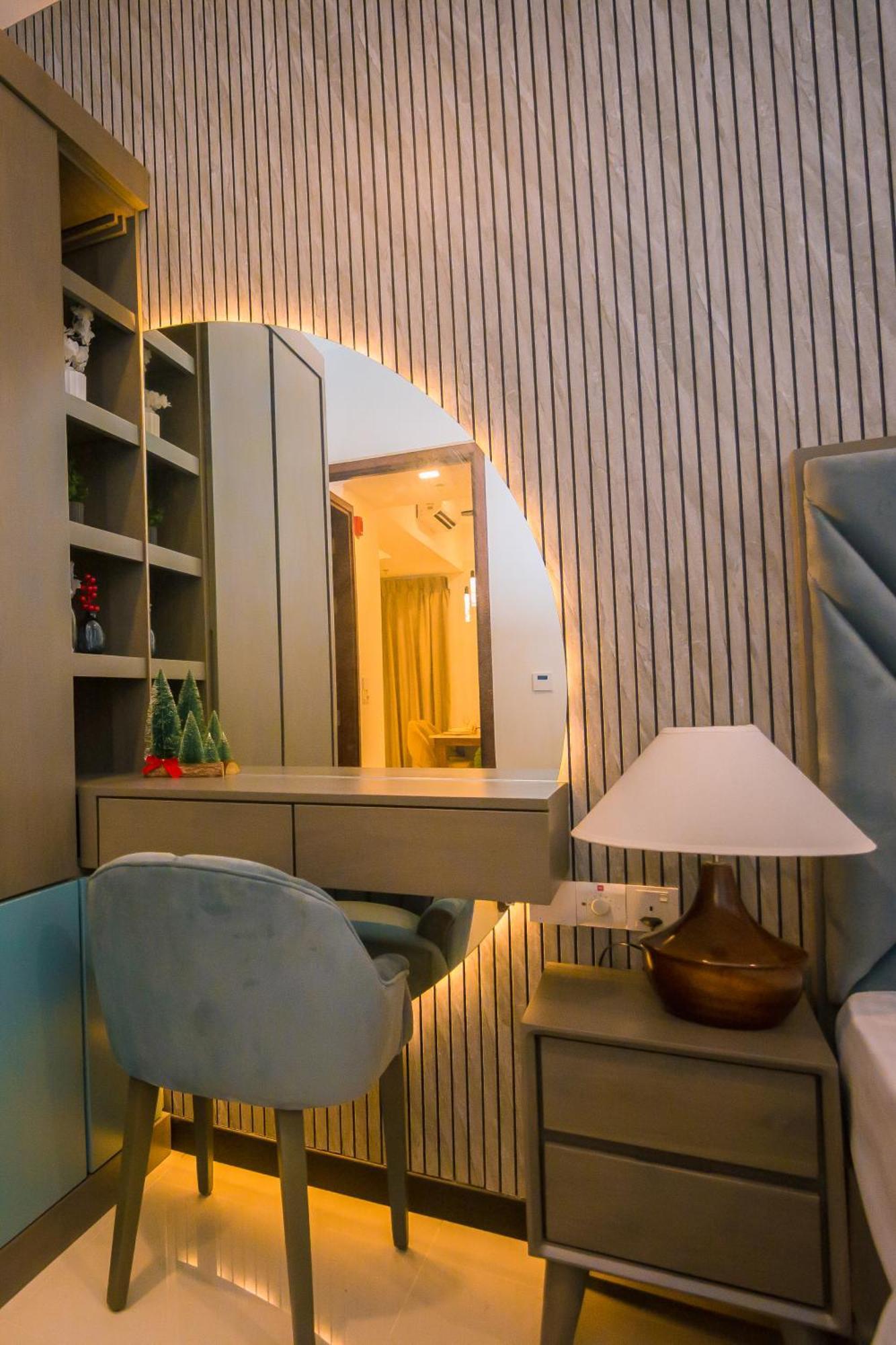 Celestara Luxury At Trizen With Pool, View Apartemen